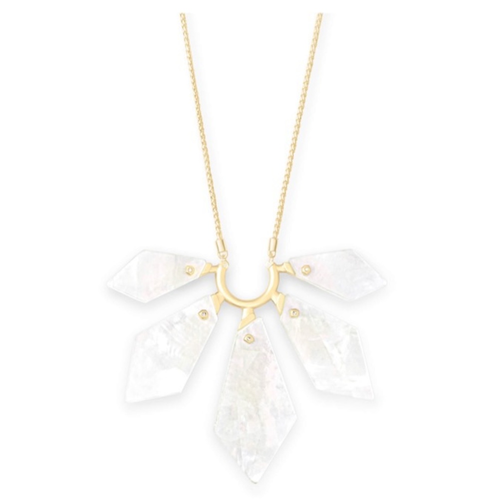 NIB Kendra Scott Mari Gold Necklace Ivory MOP
